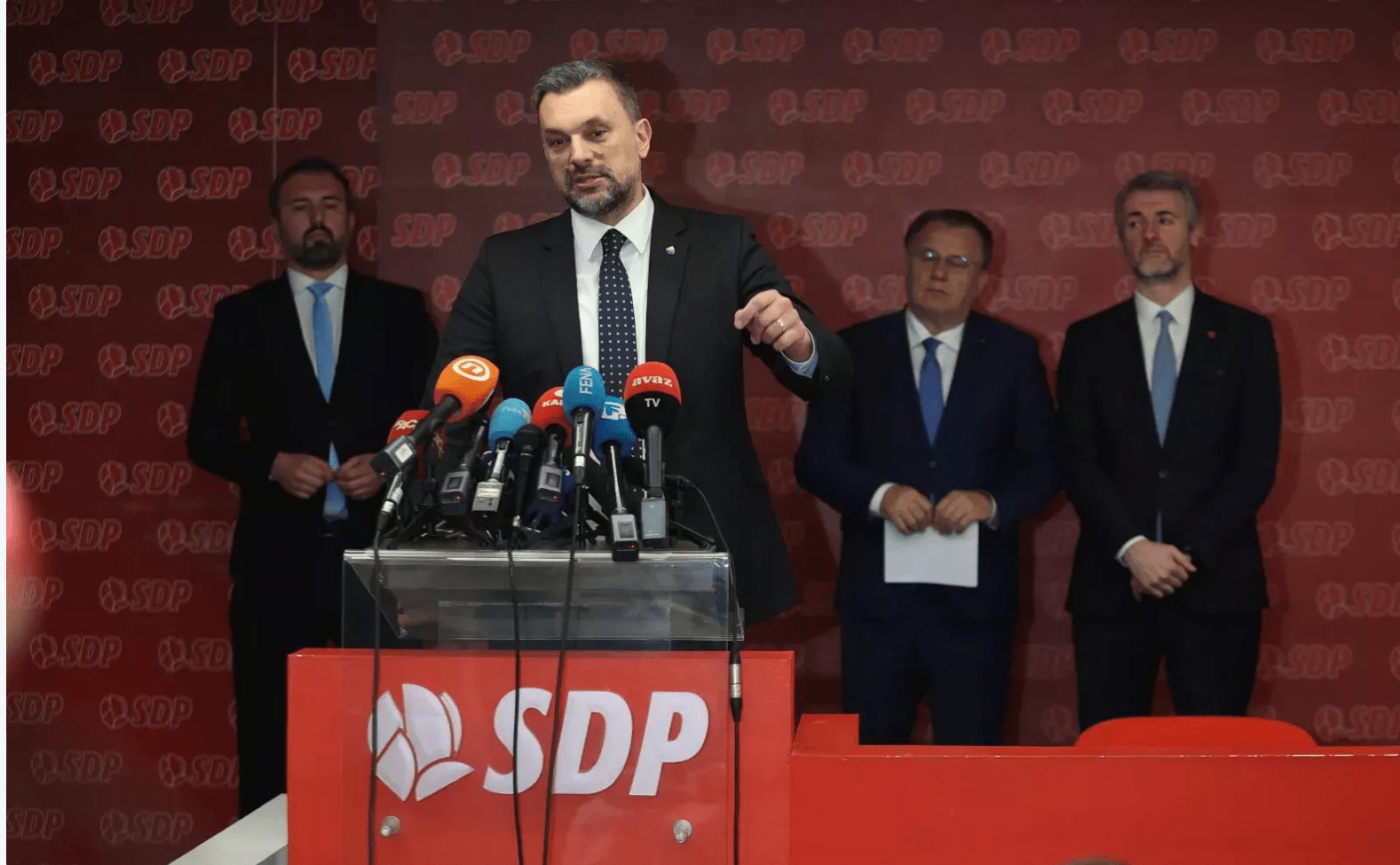 Predstavnički dom BiH ne može odlukom sebe ovlastiti da imenuje pregovarača jer Predsjedništvo ima primat: Za to bi bilo potrebno promjeniti Ustav BiH u Parlamentarnoj skupštini