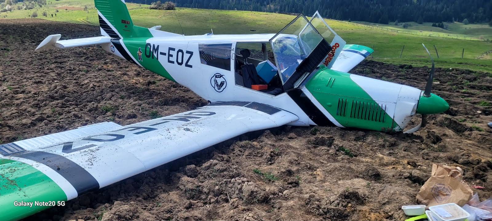 d7946b7a-5dec-4d72-911d-b2d469107afb