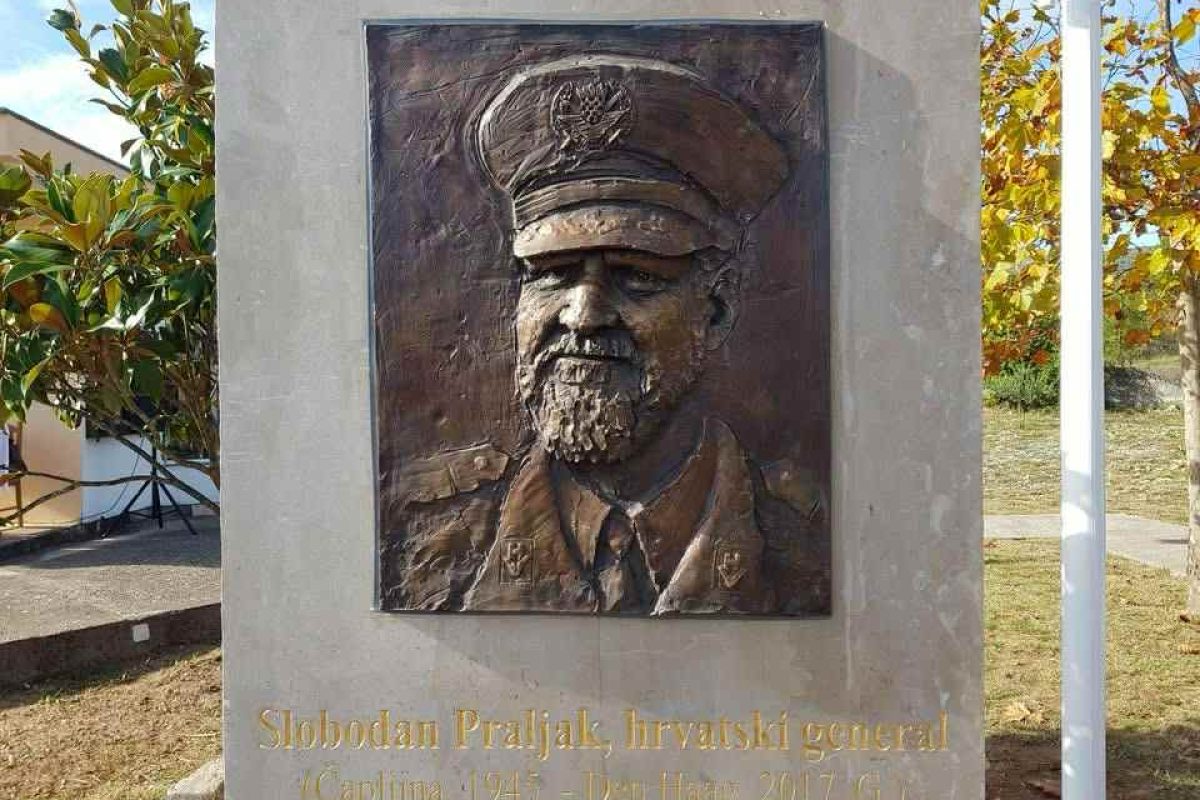 79a2936f-931a-444a-97c7-ba8b47b6e95f